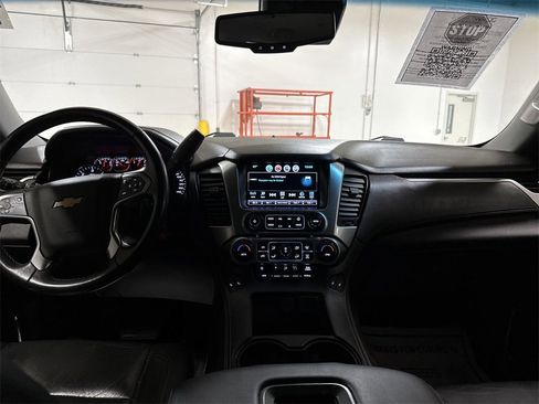 Used 2019 Chevrolet Tahoe LT image 10