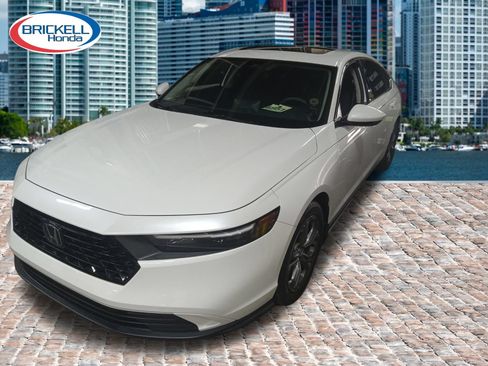 Used 2024 Honda Accord EX image 4