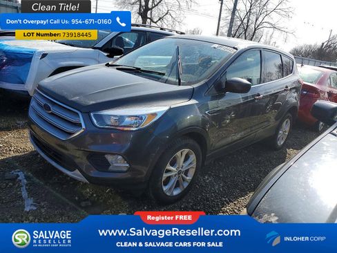 Used 2019 Ford Escape SE image 1