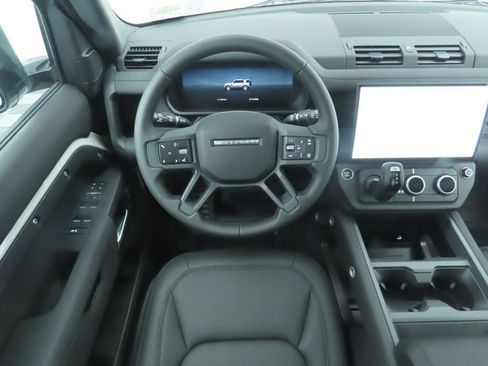 Used 2026 Land Rover Defender 110 S AWD/4WD image 10