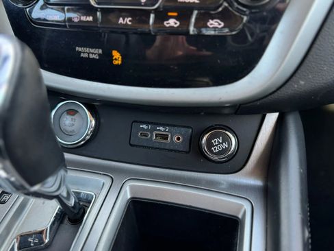 Used 2020 Nissan Murano SV image 20