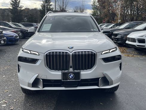 Certified 2025 BMW X7 xDrive40i image 2