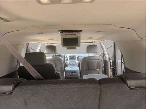 Used 2015 Chevrolet Suburban LT AWD/4WD image 8