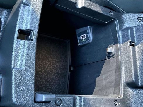 Used 2025 Jeep Gladiator Mojave image 24