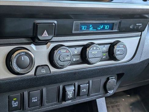 Used 2022 Toyota Tacoma SR5 w/ Technology Package image 13