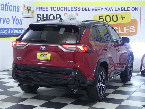 Used 2024 Toyota RAV4 XSE w/ Weather Package AWD/4WD image 7