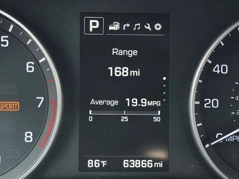Used 2017 Hyundai Elantra Limited w/ Limited Tech Package 04 FWD image 31