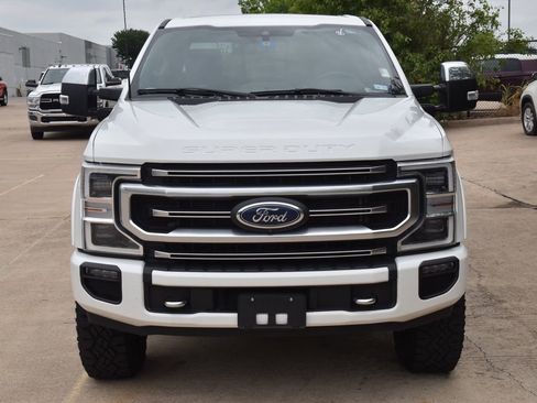 Certified 2022 Ford F350 Platinum w/ Tremor Off-Road Package AWD/4WD image 3