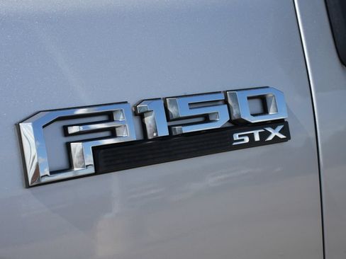 Used 2018 Ford F150 XL w/ Equipment Group 101A Mid RWD image 17