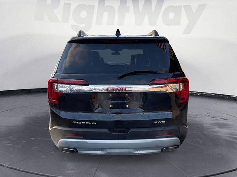 Used 2023 GMC Acadia SLT image 4