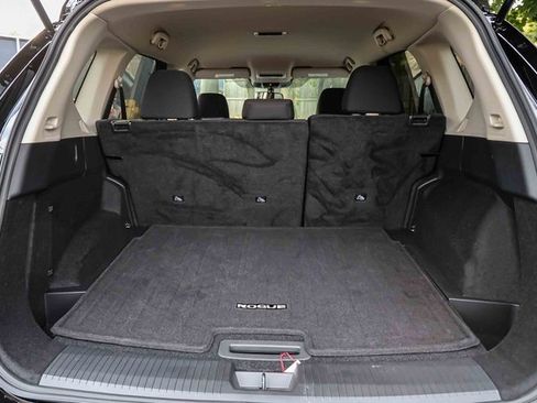 Certified 2025 Nissan Rogue S image 22