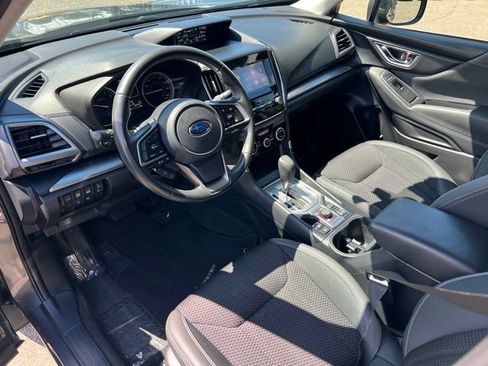 Used 2022 Subaru Forester Premium AWD/4WD image 17