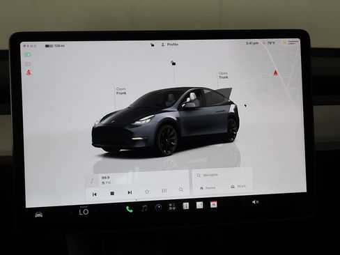 Used 2023 Tesla Model Y Long Range AWD/4WD image 37