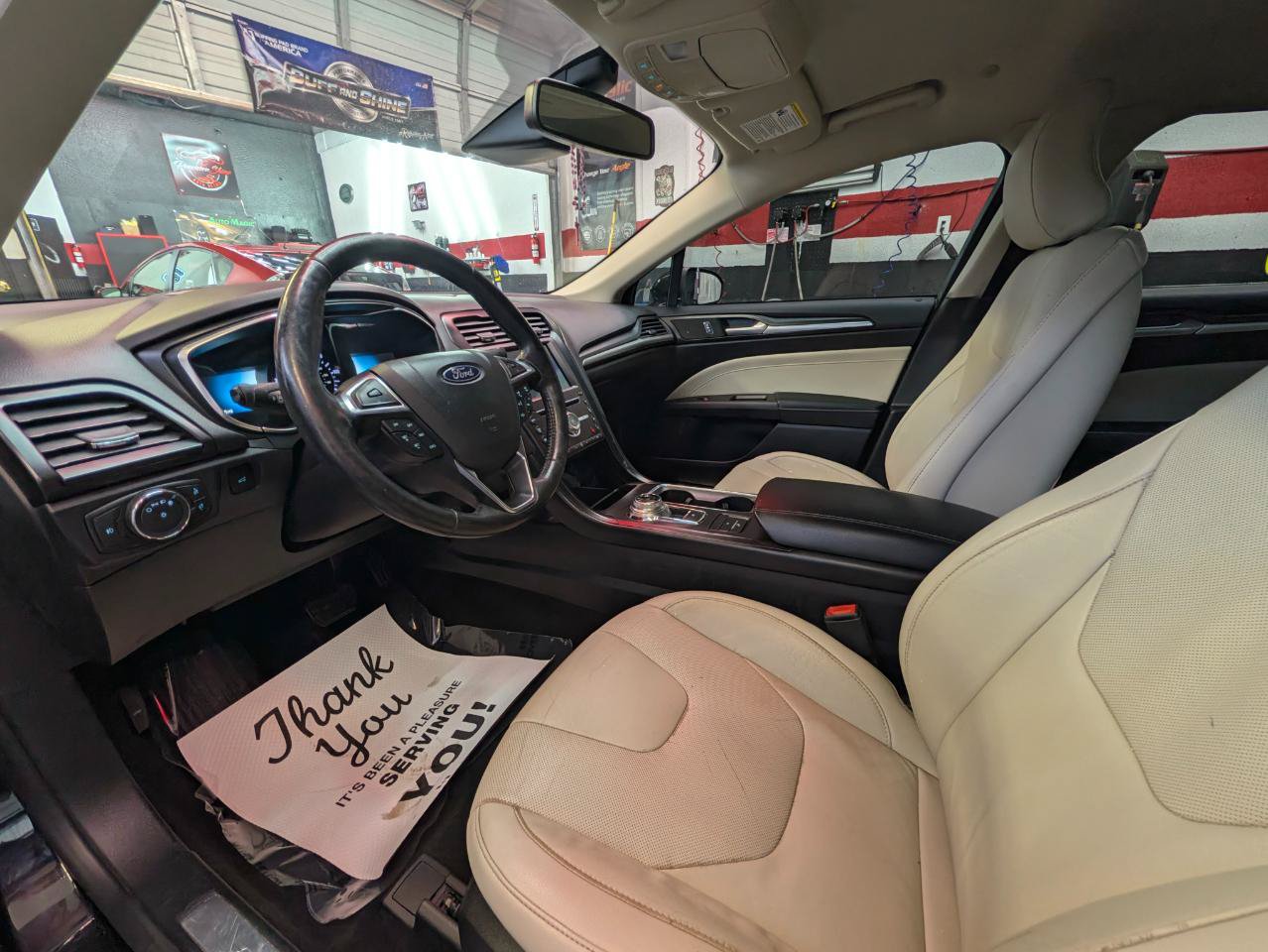 Used 2018 Ford Fusion Energi Titanium FWD image 7