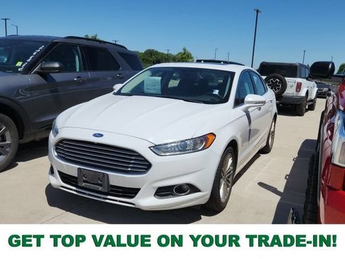 Used 2015 Ford Fusion SE w/ Equipment Group 202A FWD image 1