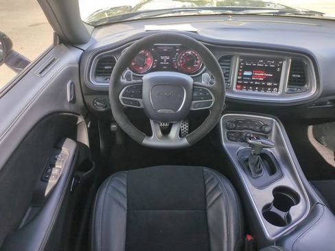 Used 2022 Dodge Challenger SRT Hellcat w/ Plus Package RWD image 13