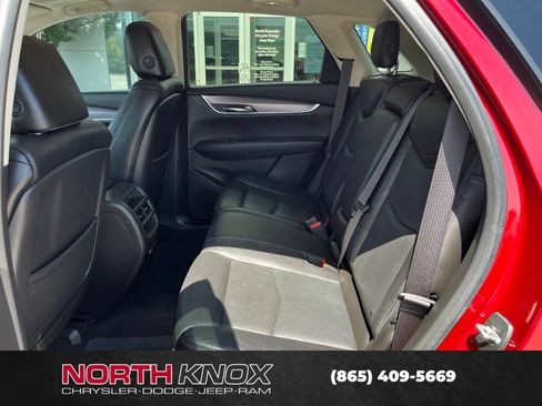 Used 2017 Cadillac XT5 Luxury FWD image 14