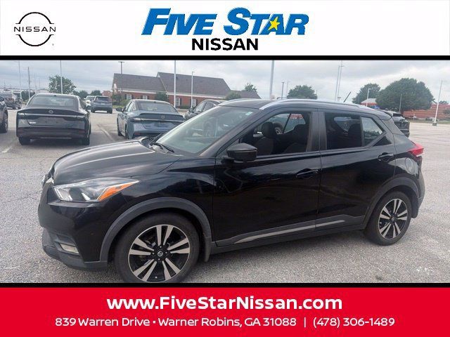 Used 2020 Nissan Kicks SR FWD image 24