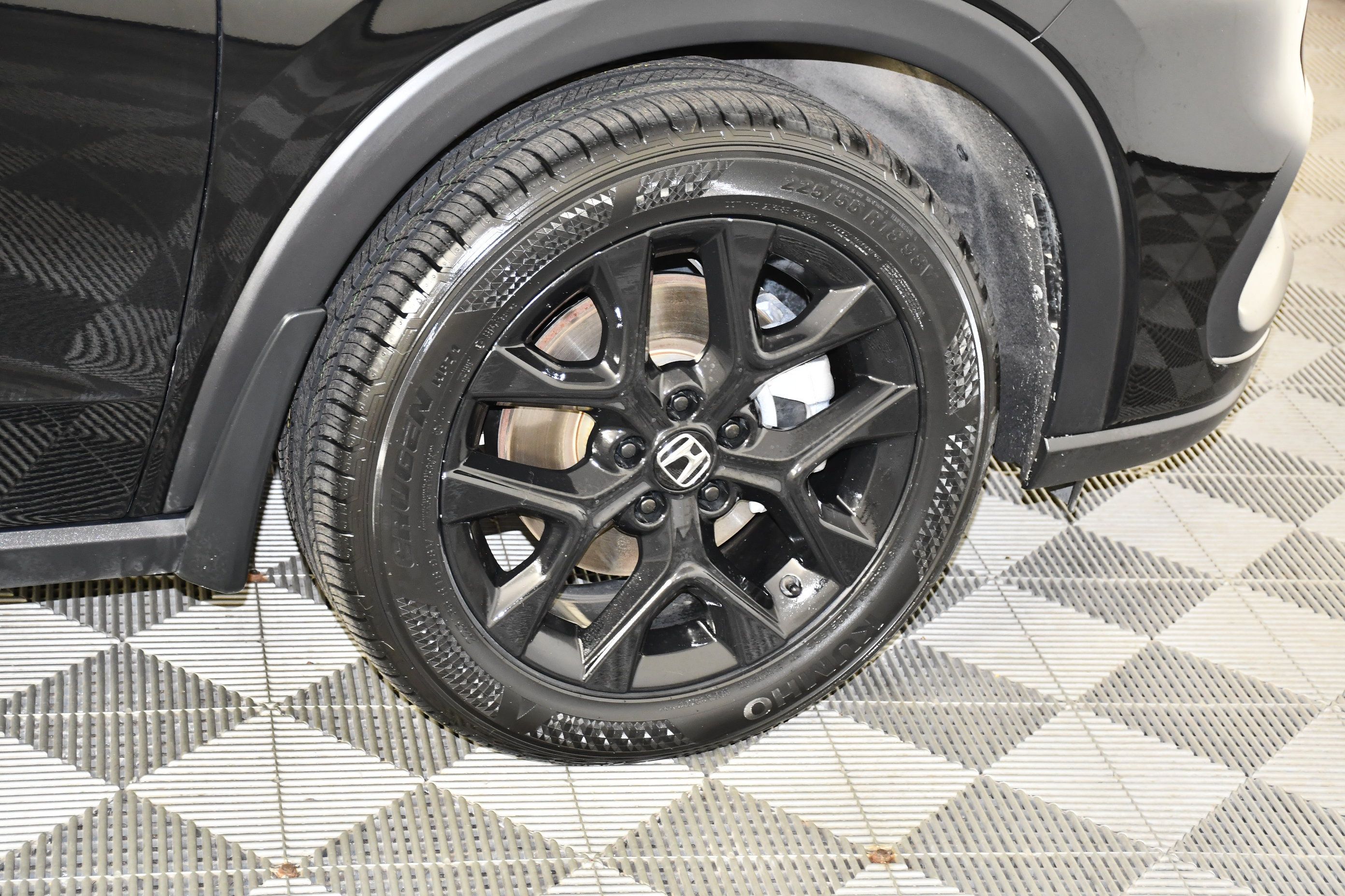 Certified 2025 Honda HR-V Sport image 50