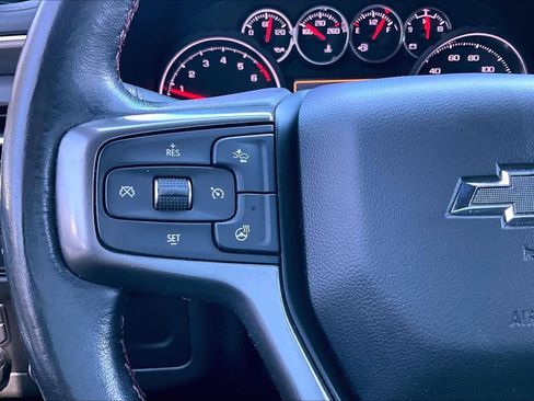 Used 2021 Chevrolet Suburban RST w/ Luxury Package image 22