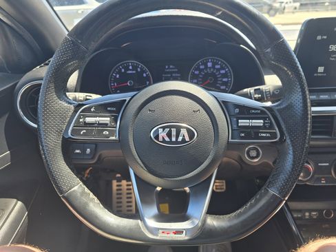 Used 2021 Kia Forte GT-Line image 12