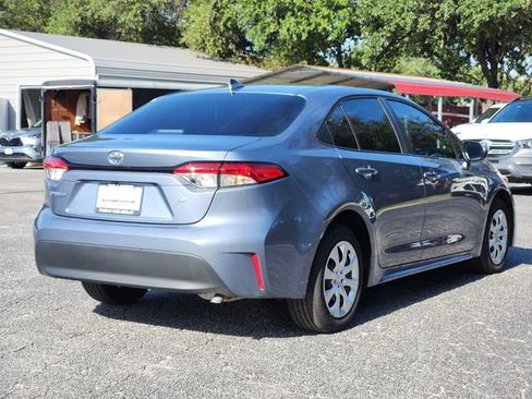 Used 2026 Toyota Corolla LE FWD image 4