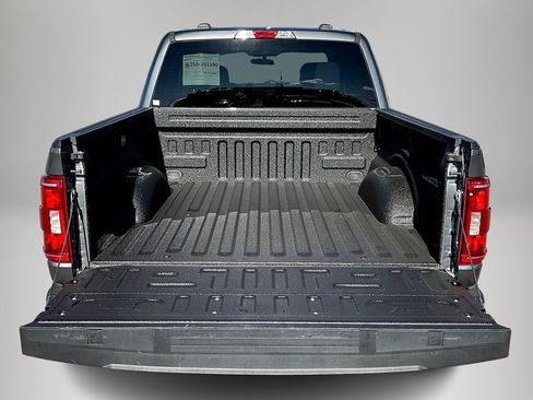 Used 2023 Ford F150 XLT image 7