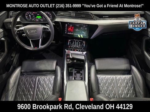 Used 2022 Audi e-tron S Premium Plus image 2