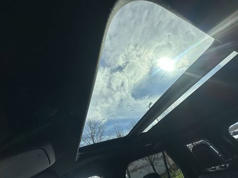 Used 2023 Ford Explorer ST w/ Equipment Group 401A image 28