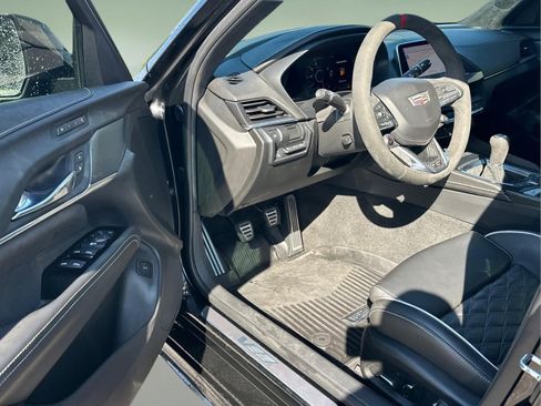 Used 2022 Cadillac CT4 V Blackwing w/ Technology Package RWD image 9