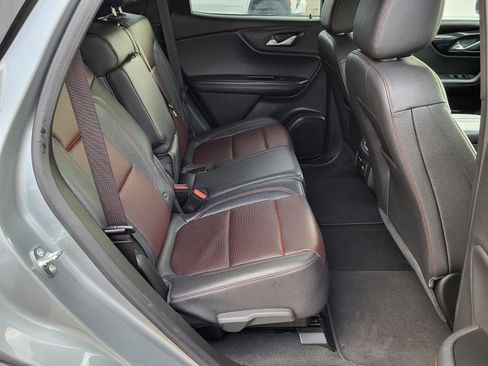Used 2025 Chevrolet Blazer RS FWD image 11