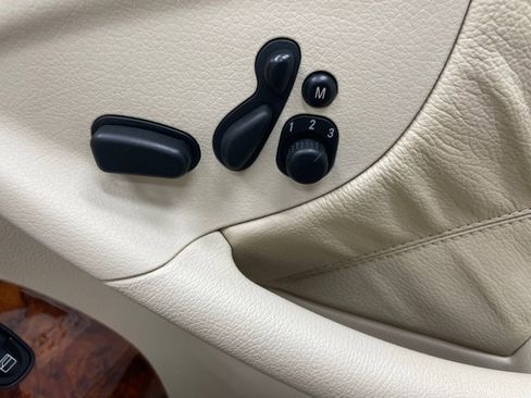 Used 2008 Mercedes-Benz CLK 350 Cabriolet image 39