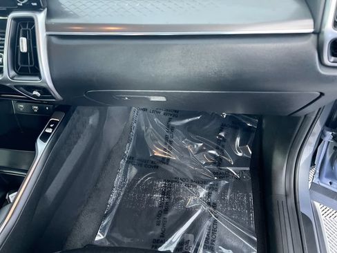 Used 2023 Kia Sorento S FWD image 31
