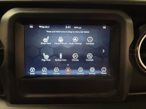 Used 2019 Jeep Wrangler Unlimited Sahara w/ LED Lighting Group image 18