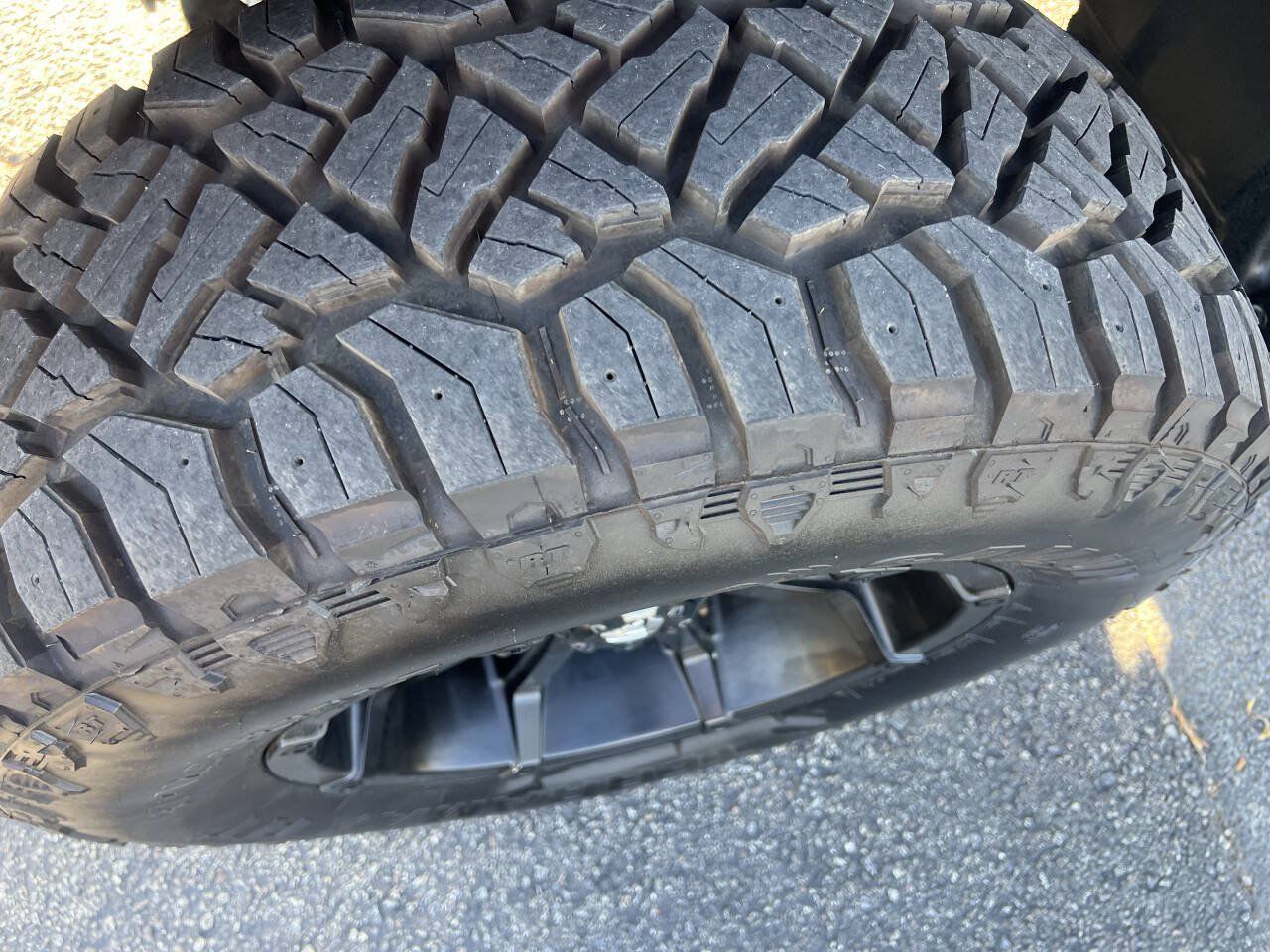 Used 2017 RAM 1500 Express RWD image 4