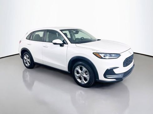 Used 2023 Honda HR-V LX image 24