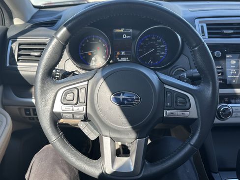 Used 2017 Subaru Legacy 2.5i Limited image 19