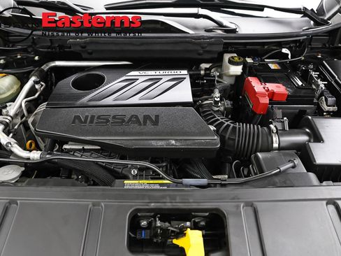 Used 2023 Nissan Rogue SV AWD/4WD image 7