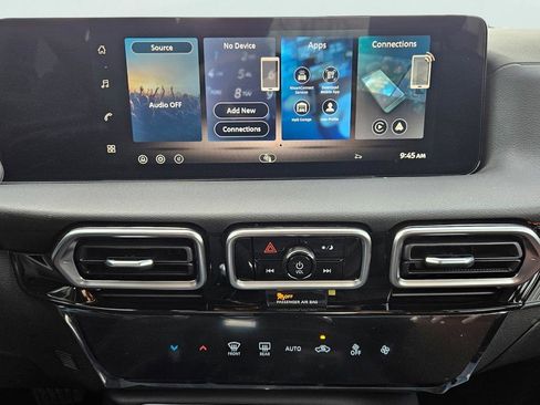 New 2026 Nissan Sentra SR w/ Floor Mat Package FWD image 13