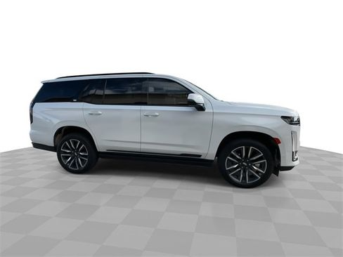 Certified 2022 Cadillac Escalade Sport Platinum image 17