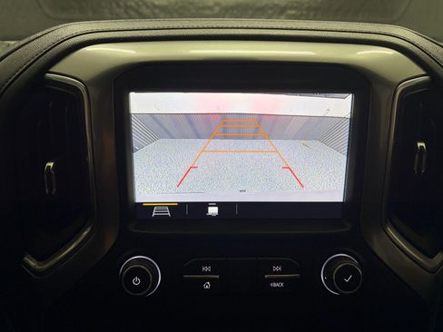 Used 2019 Chevrolet Silverado 1500 LT Trail Boss AWD/4WD image 16