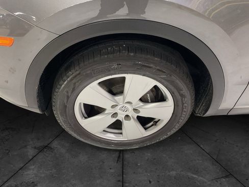 Used 2019 Porsche Cayenne Base image 3