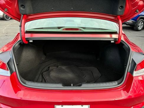 Used 2023 Hyundai Elantra SEL image 12