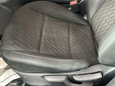 Certified 2021 Nissan Kicks SV image 16