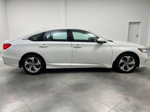 Used 2019 Honda Accord EX-L image 8
