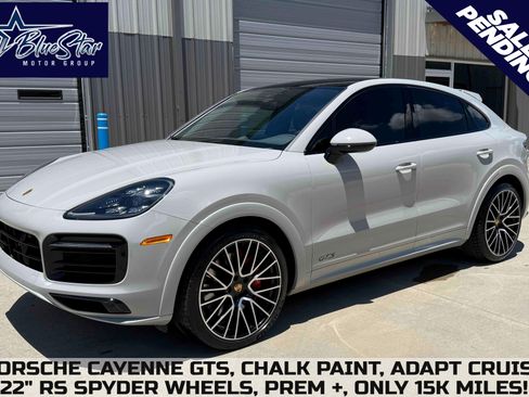 Used 2022 Porsche Cayenne GTS AWD/4WD image 1