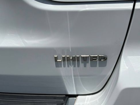 Used 2019 Jeep Grand Cherokee Limited AWD/4WD image 49