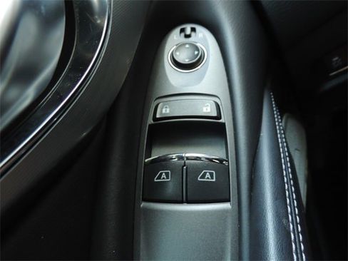 Used 2017 INFINITI Q60 w/ Premium Plus Package 3.0T image 25