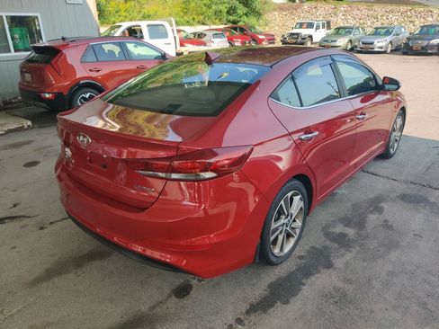 Used 2017 Hyundai Elantra Limited w/ Limited Ultimate Package 09 FWD image 6