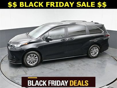 Used 2025 Toyota Sienna LE
